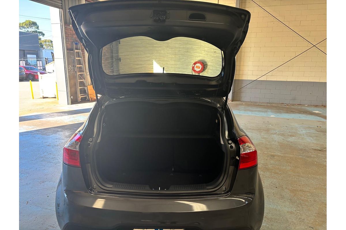 2013 Kia Rio S UB