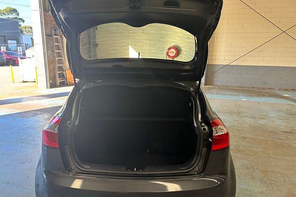 2013 Kia Rio S UB