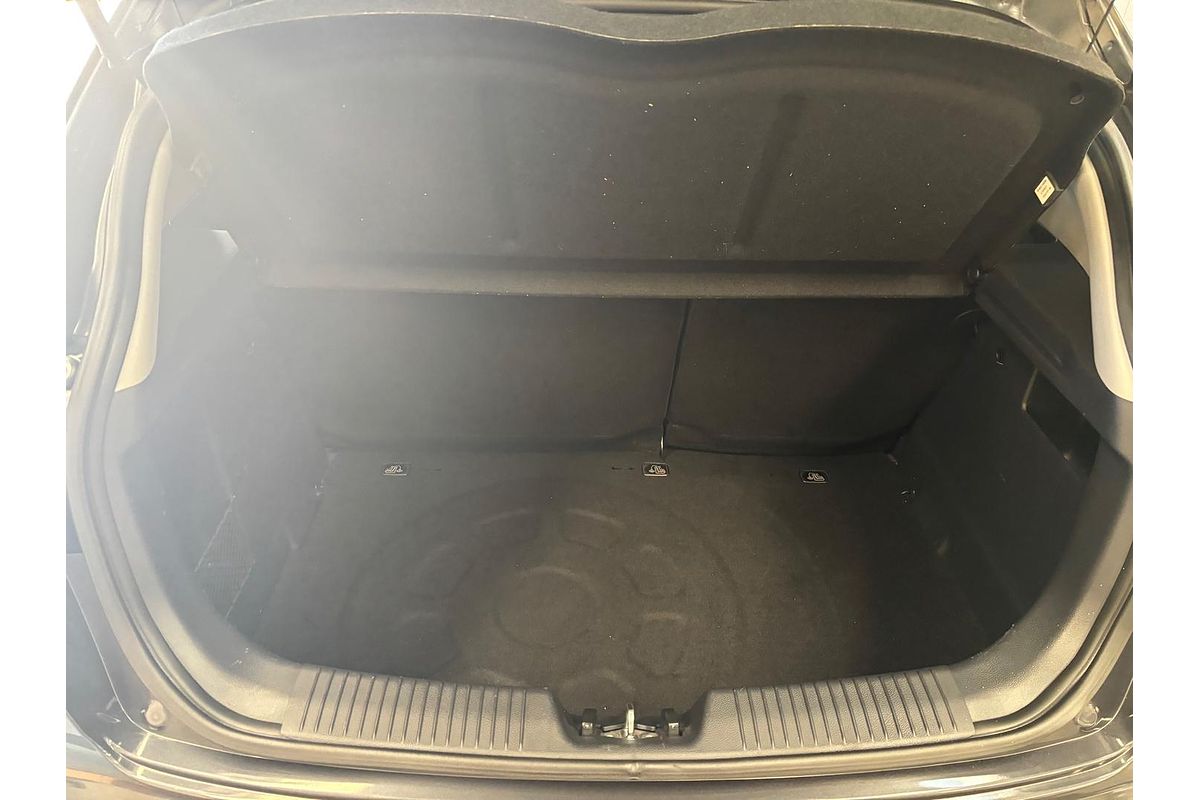 2013 Kia Rio S UB