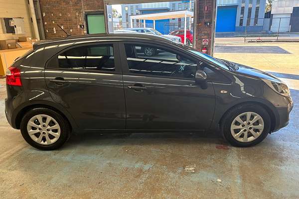 2013 Kia Rio S UB