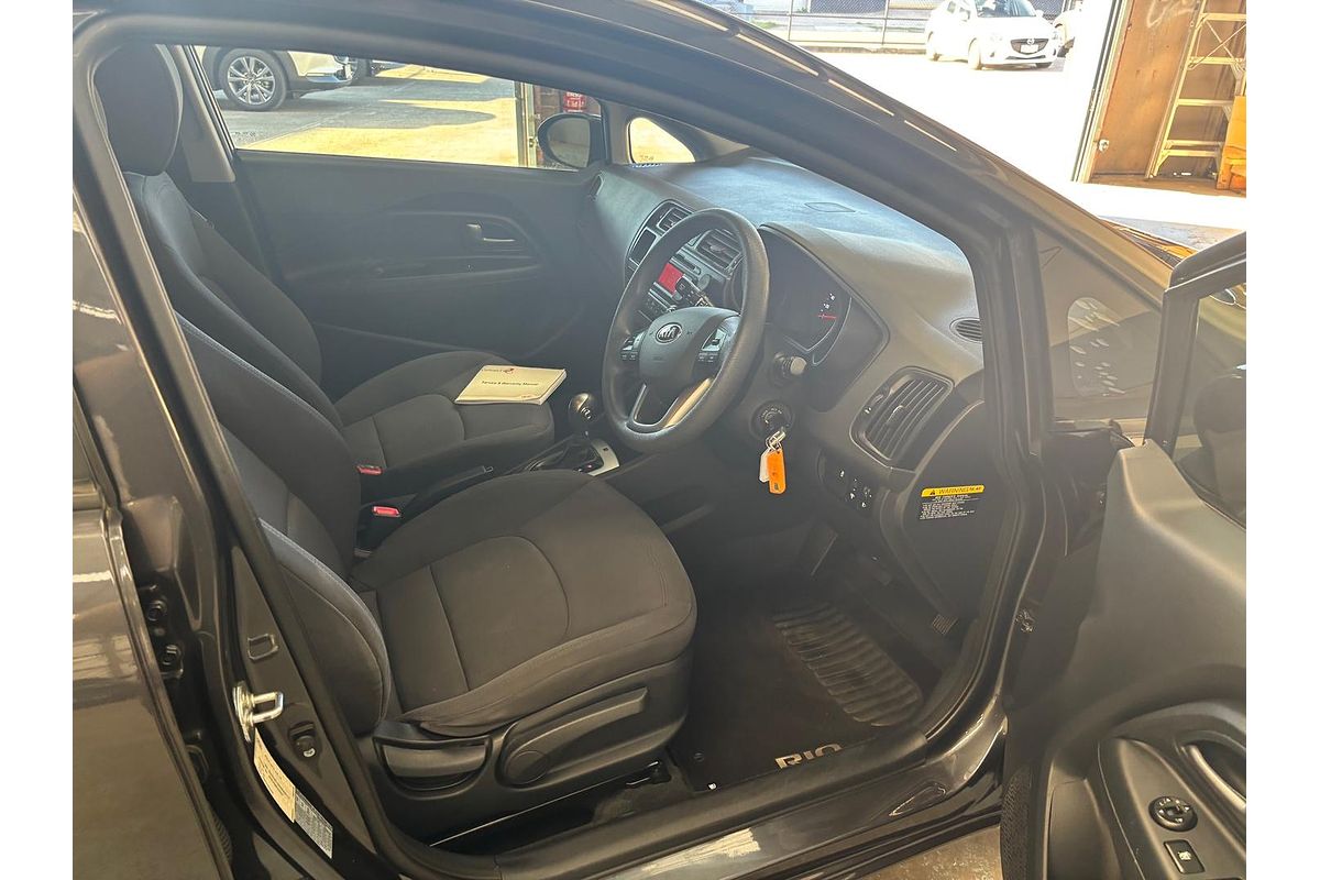 2013 Kia Rio S UB