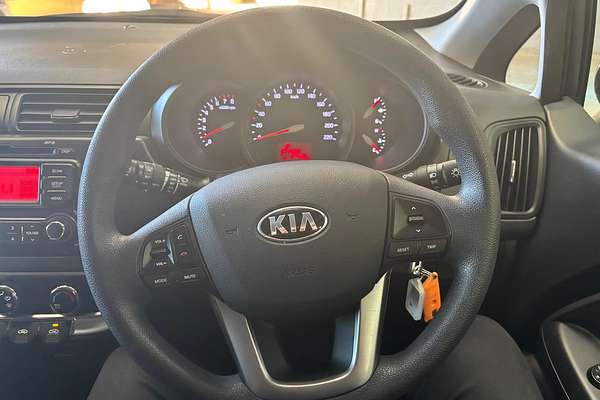 2013 Kia Rio S UB