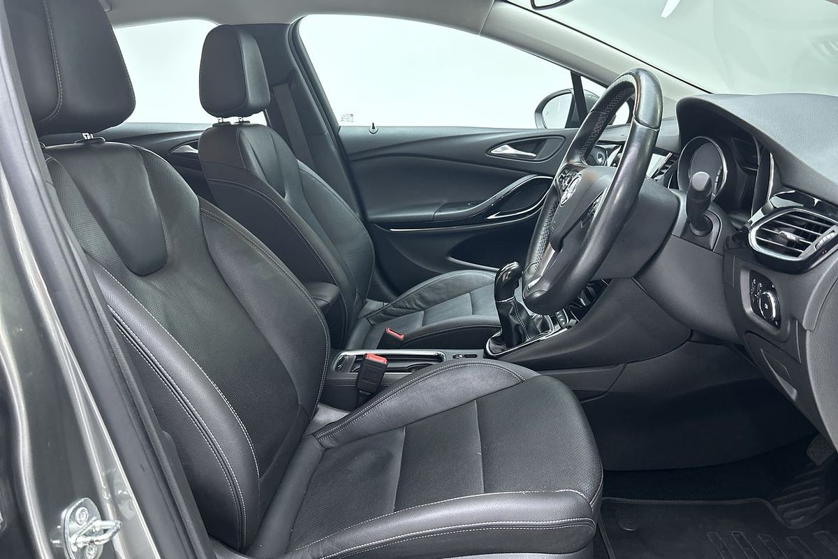 2017 Holden Astra RS-V BK