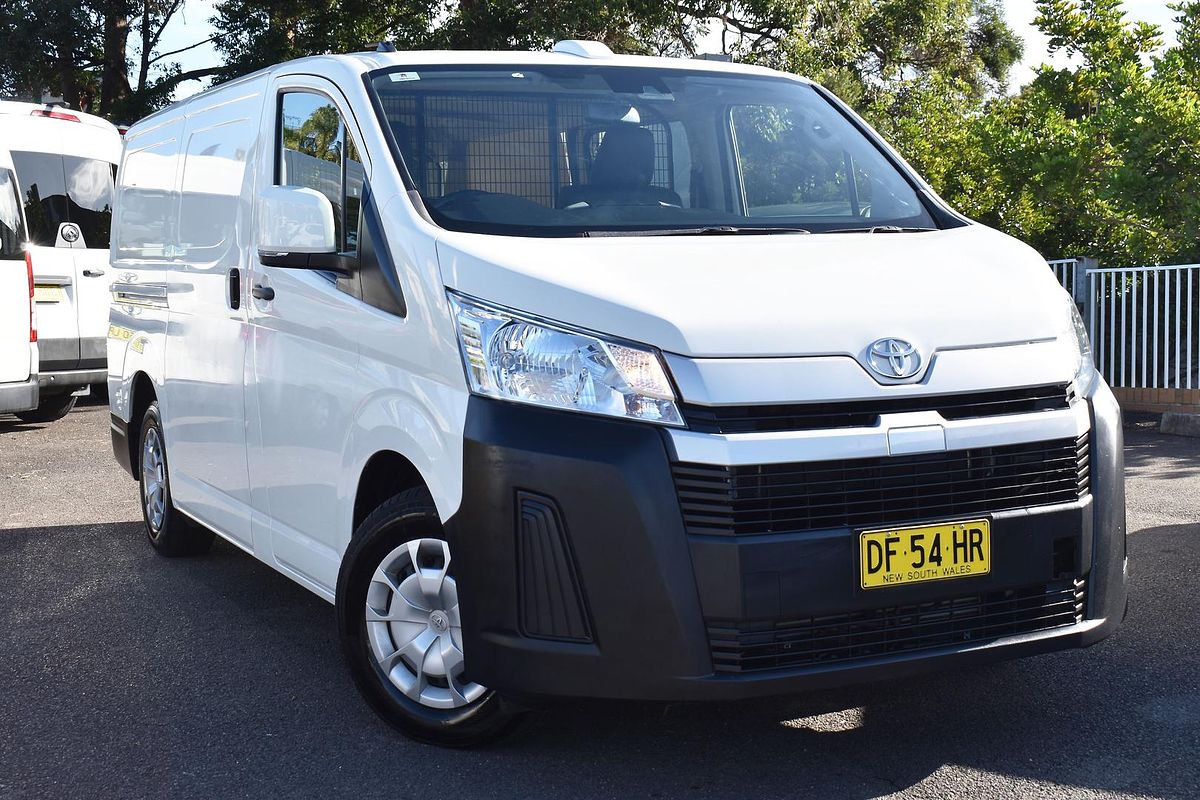 2022 Toyota Hiace GDH300R LWB