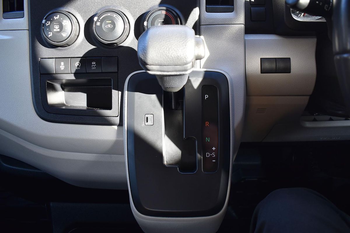 2022 Toyota Hiace GDH300R LWB