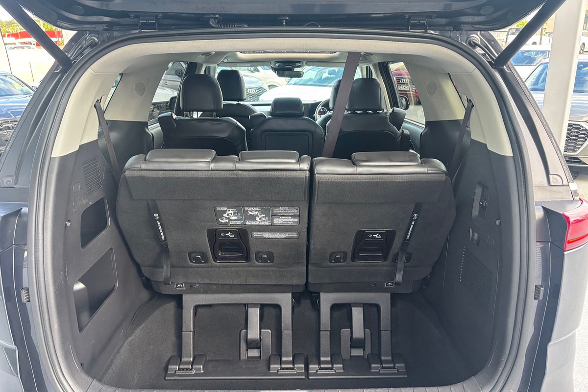 2020 Kia Carnival Platinum KA4