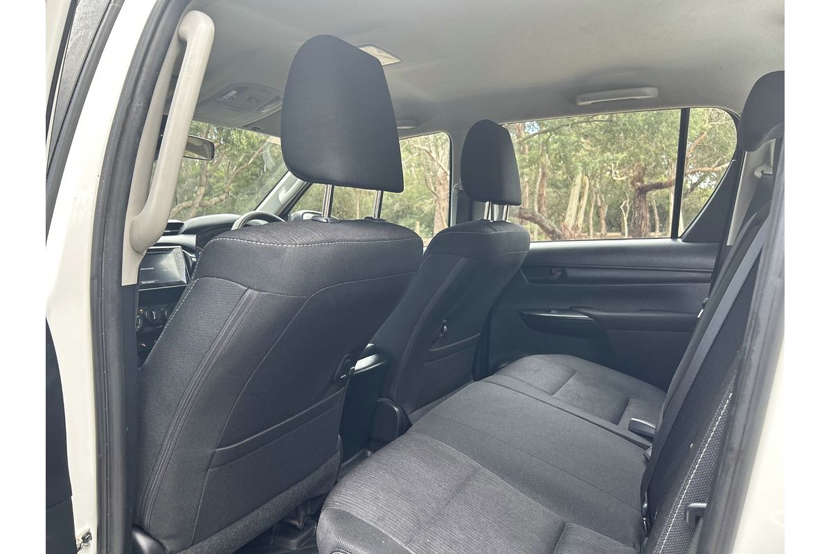 2019 Toyota Hilux SR GUN126R 4X4