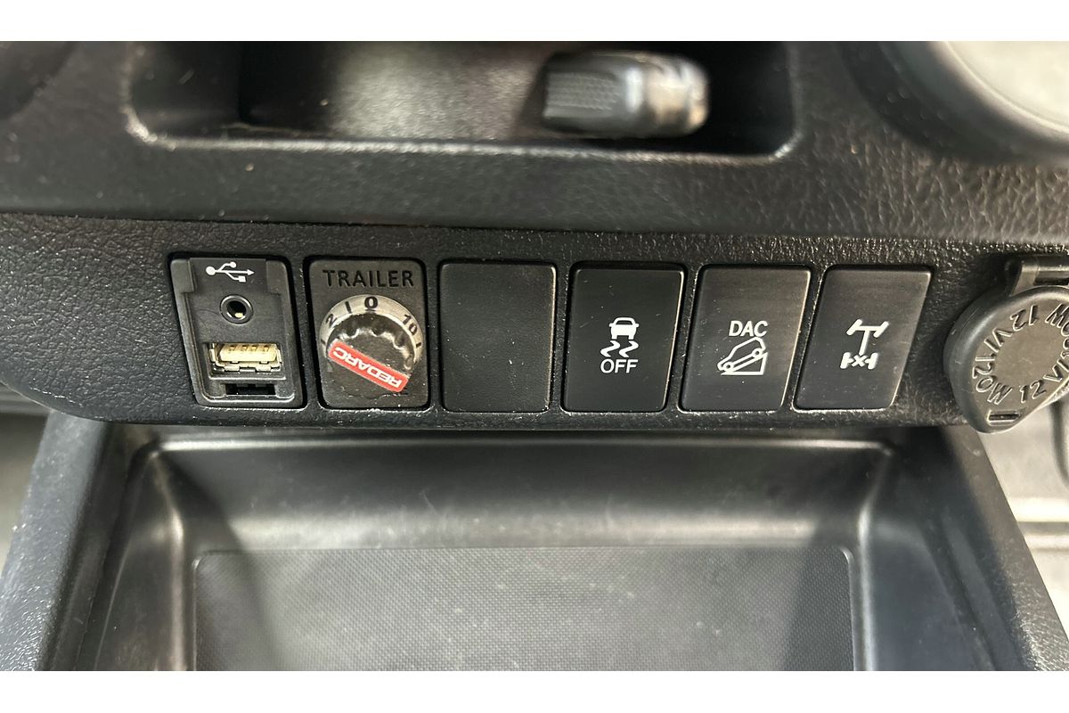 2019 Toyota Hilux SR GUN126R 4X4