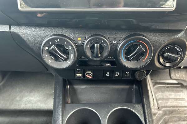 2019 Toyota Hilux SR GUN126R 4X4