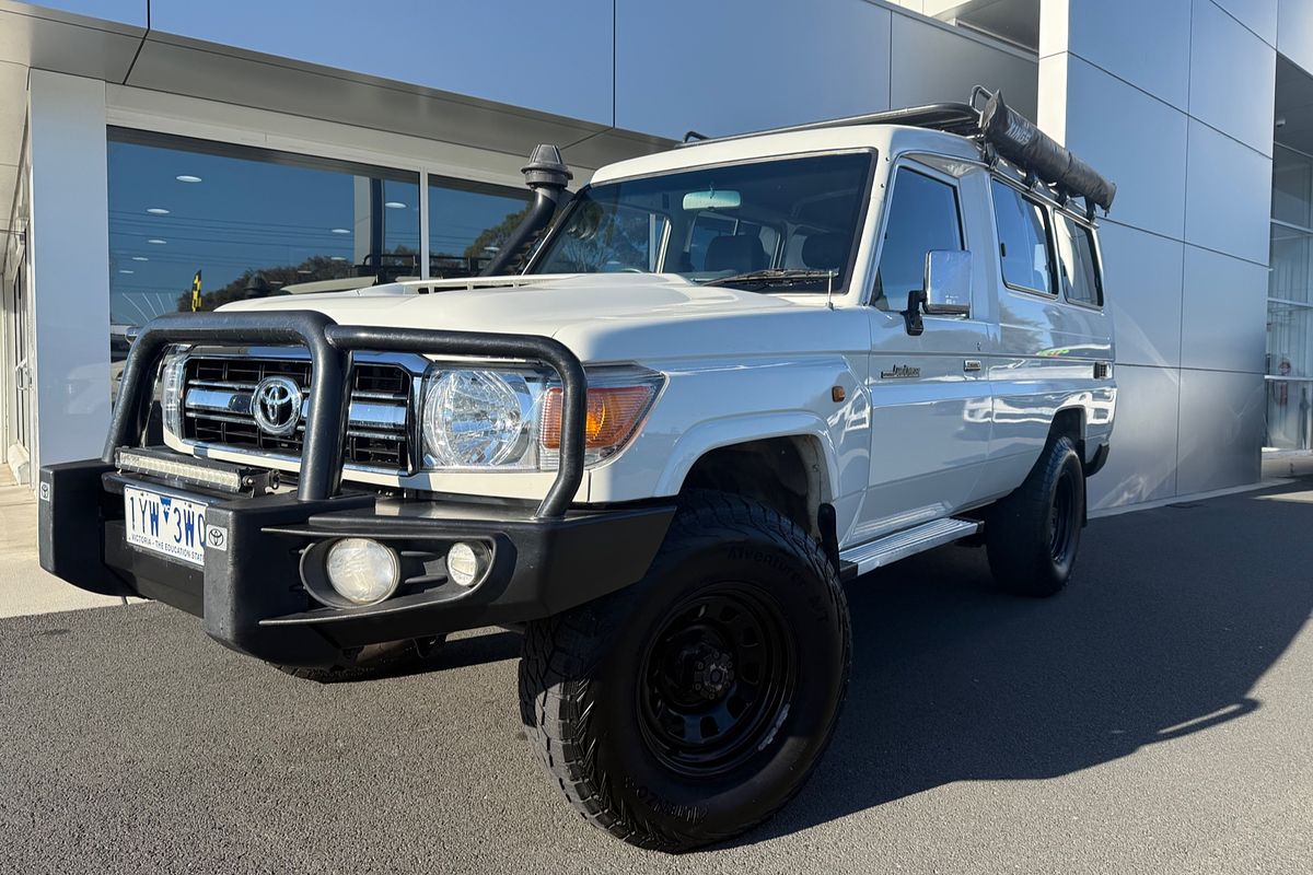 2018 Toyota Landcruiser GXL Troopcarrier VDJ78R
