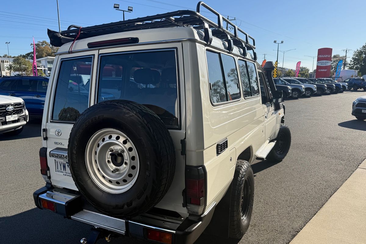 2018 Toyota Landcruiser GXL Troopcarrier VDJ78R