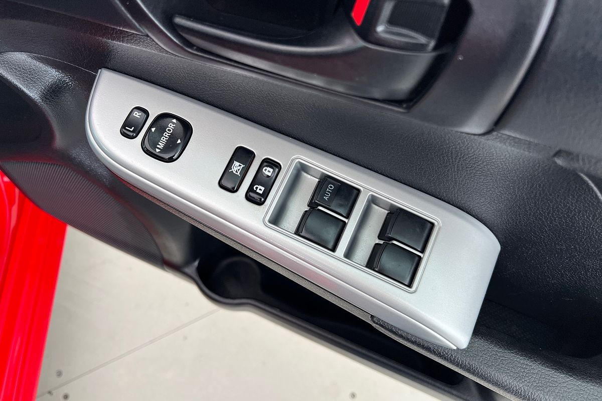 2017 Toyota Camry RZ ASV50R
