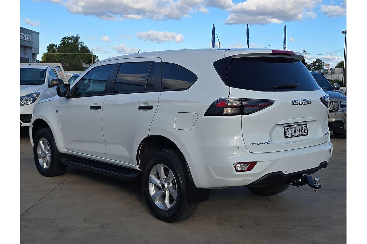 2022 Isuzu MU-X LS-M