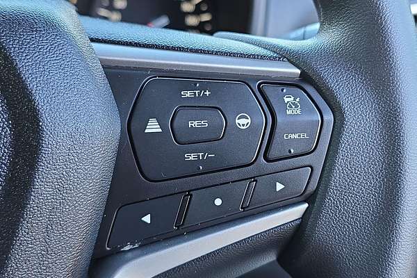 2022 Isuzu MU-X LS-M