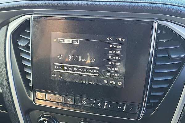 2022 Isuzu MU-X LS-M