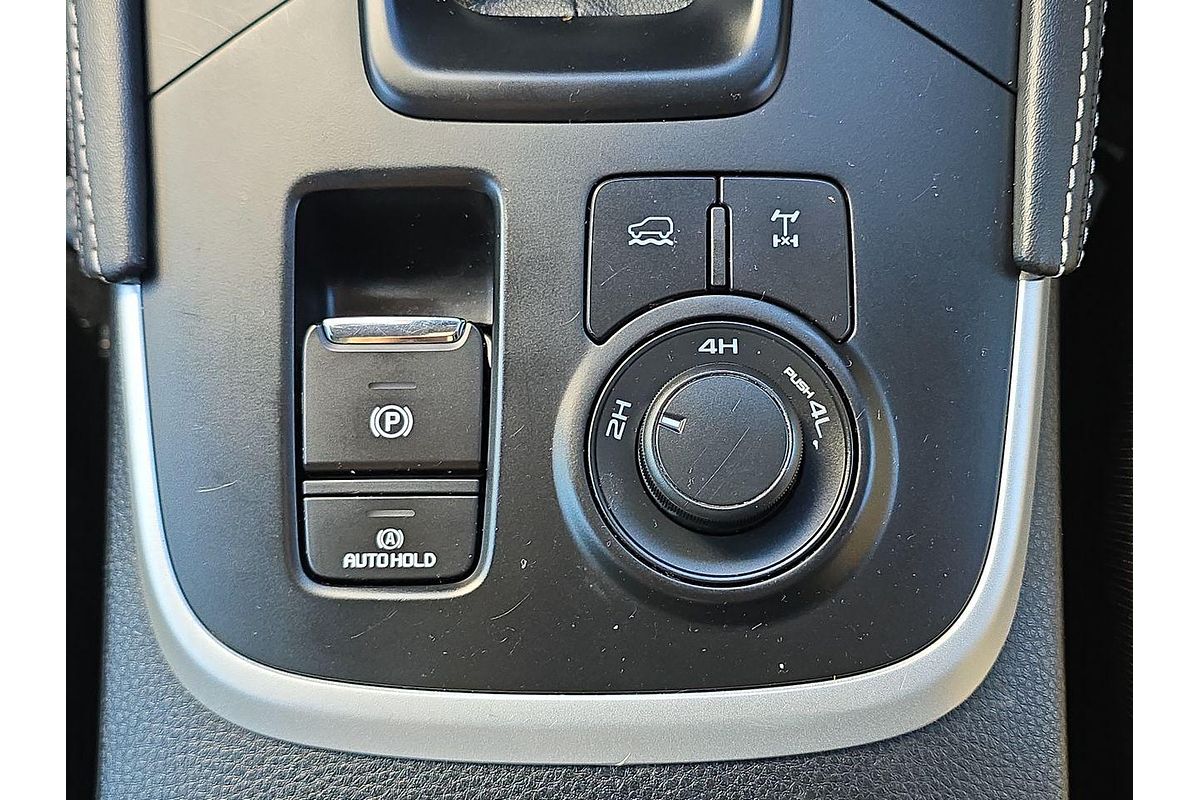 2022 Isuzu MU-X LS-M