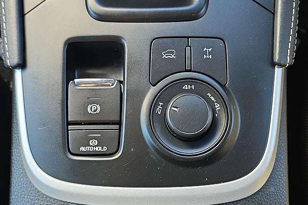 2022 Isuzu MU-X LS-M