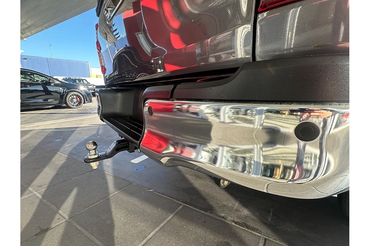 2020 Toyota Hilux SR5 GUN126R 4X4