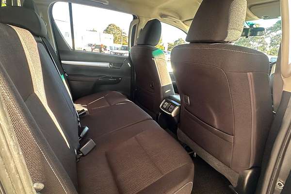 2020 Toyota Hilux SR5 GUN126R 4X4