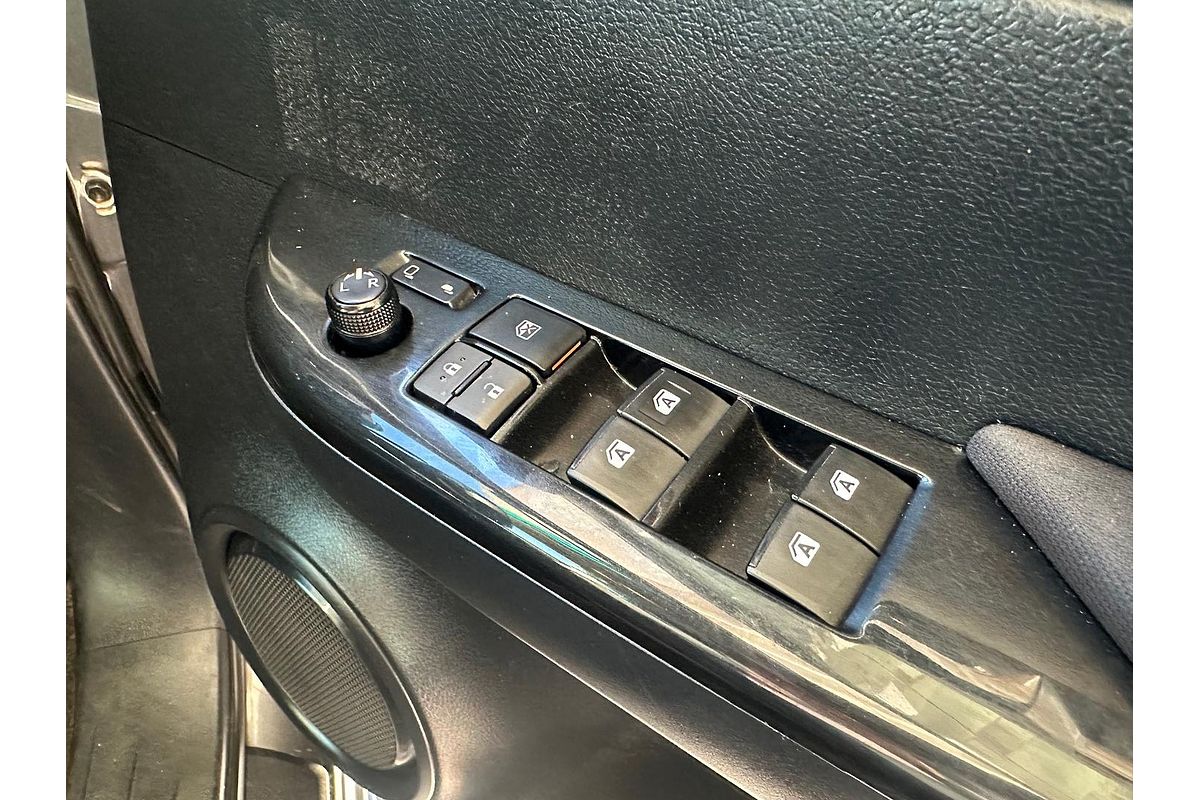 2020 Toyota Hilux SR5 GUN126R 4X4
