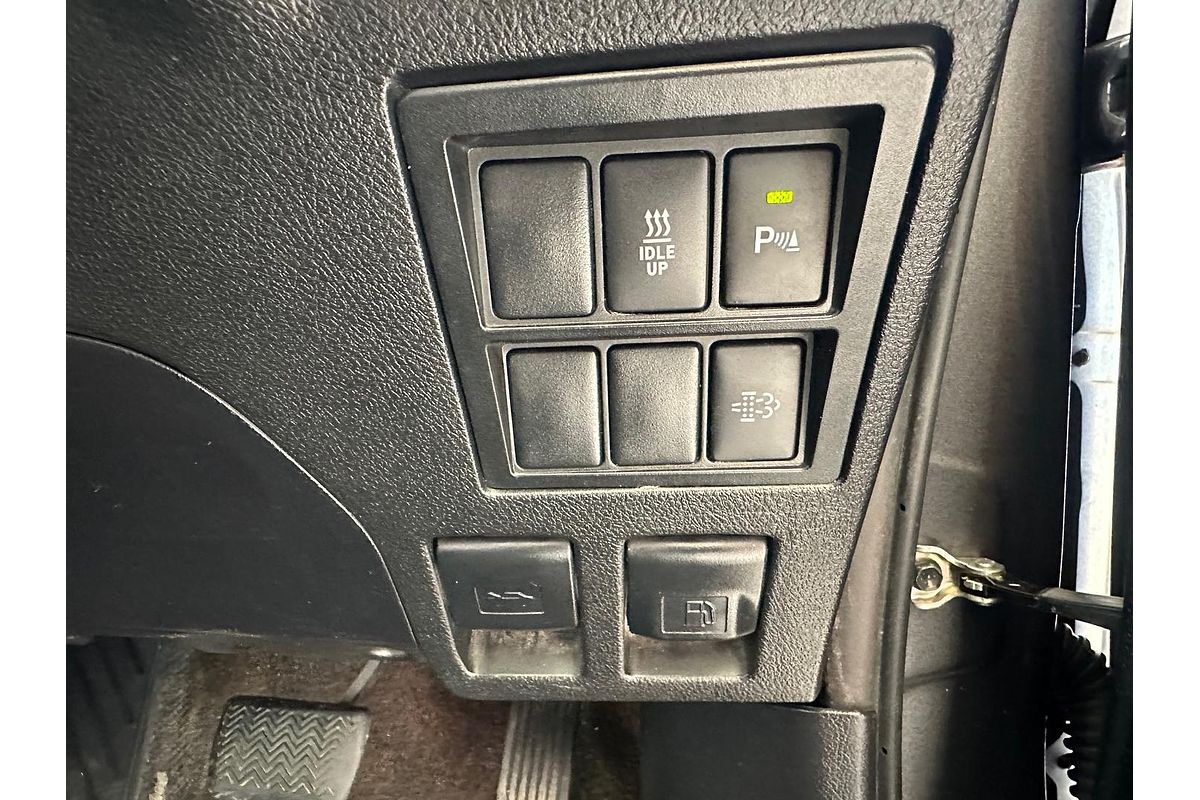 2020 Toyota Hilux SR5 GUN126R 4X4