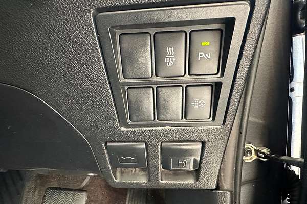 2020 Toyota Hilux SR5 GUN126R 4X4