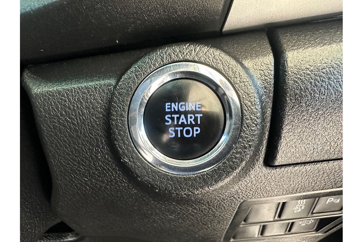 2020 Toyota Hilux SR5 GUN126R 4X4