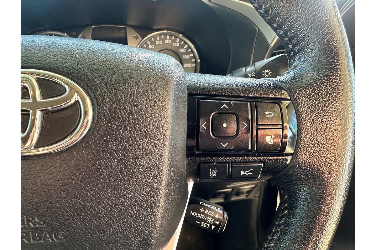 2020 Toyota Hilux SR5 GUN126R 4X4