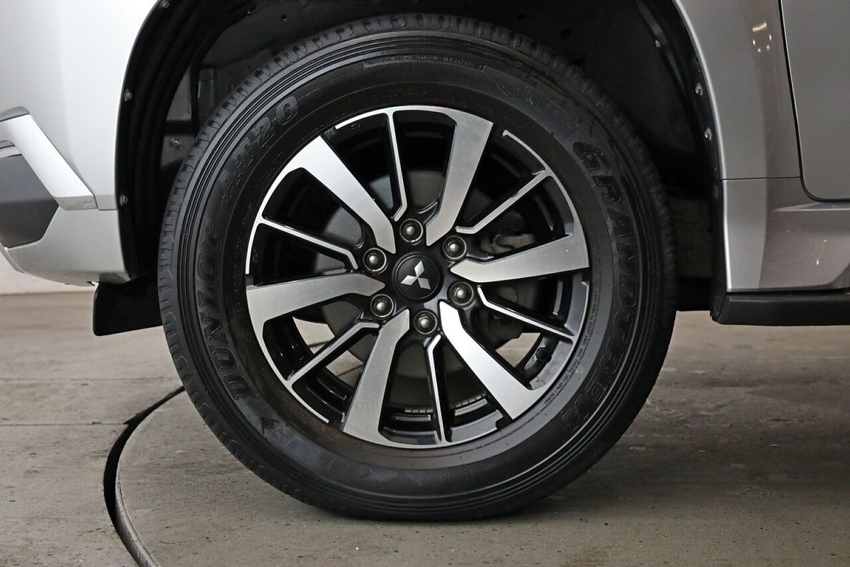 2016 Mitsubishi Pajero Sport GLS QE