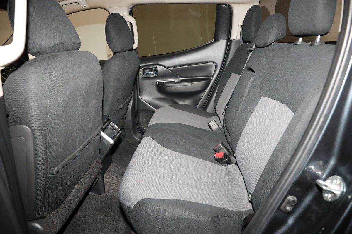2021 Mitsubishi Triton GLX-R MR 4X4