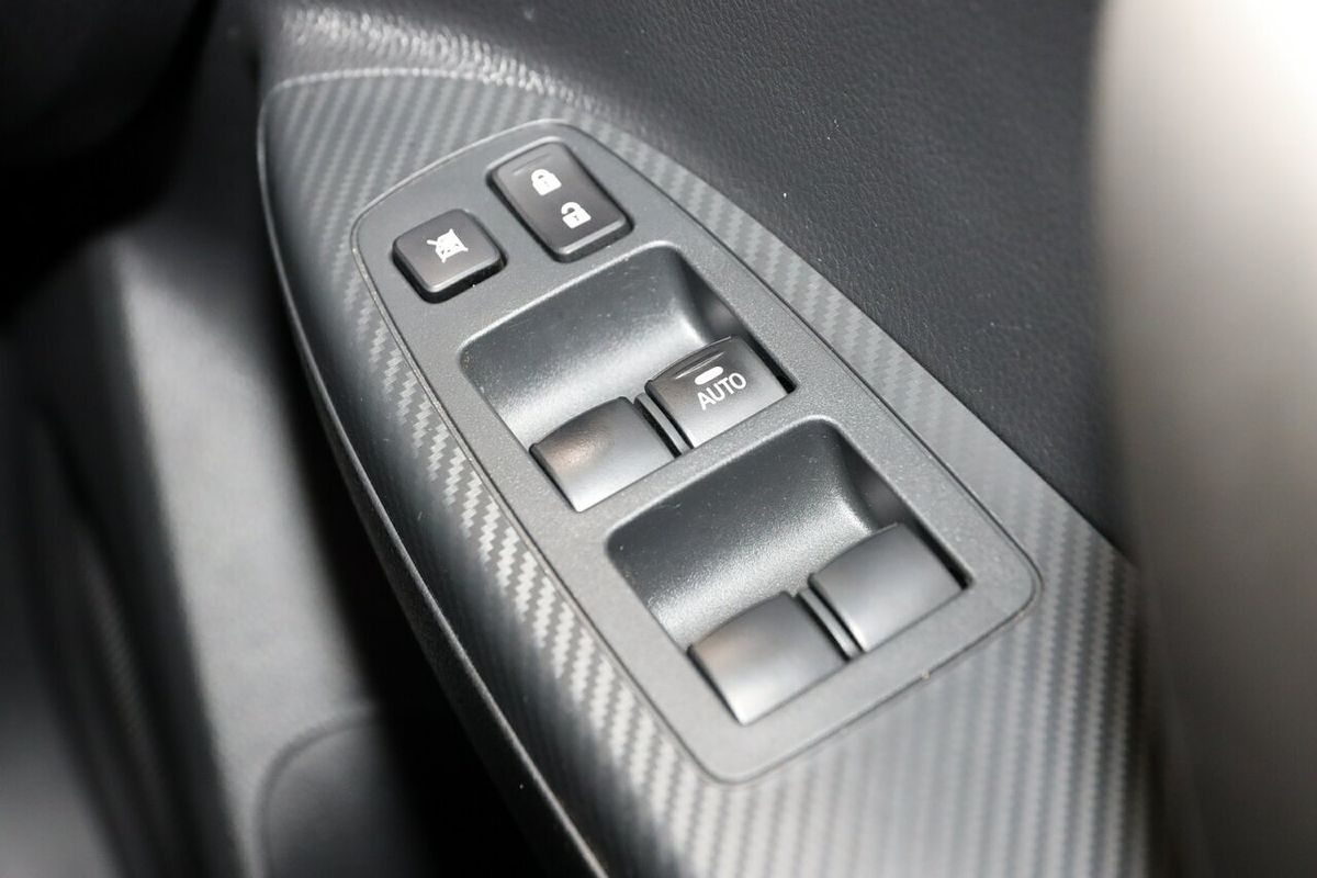 2024 Mitsubishi Eclipse Cross ES YB