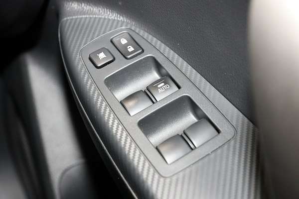 2024 Mitsubishi Eclipse Cross ES YB