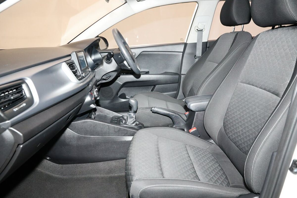 2017 Kia Rio S YB