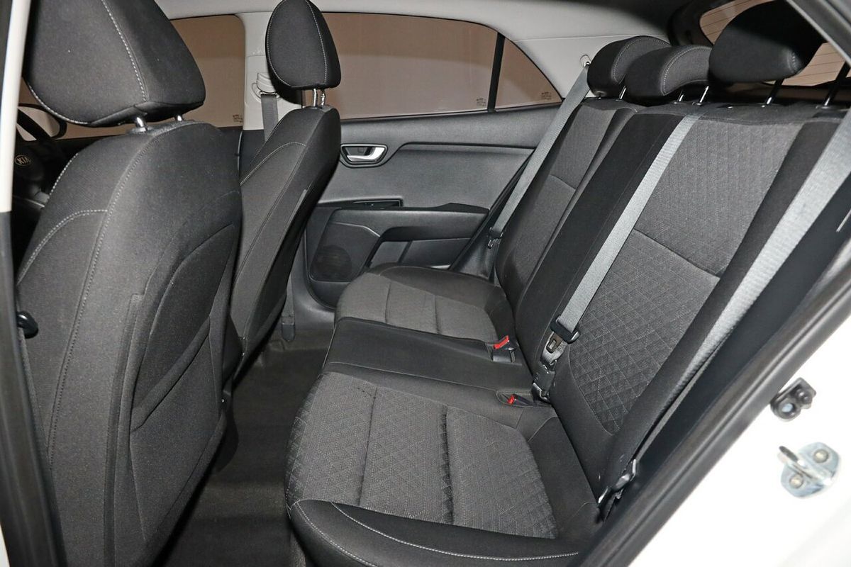 2017 Kia Rio S YB