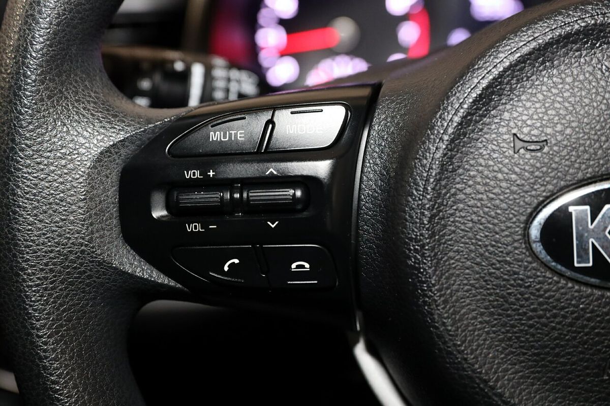 2017 Kia Rio S YB