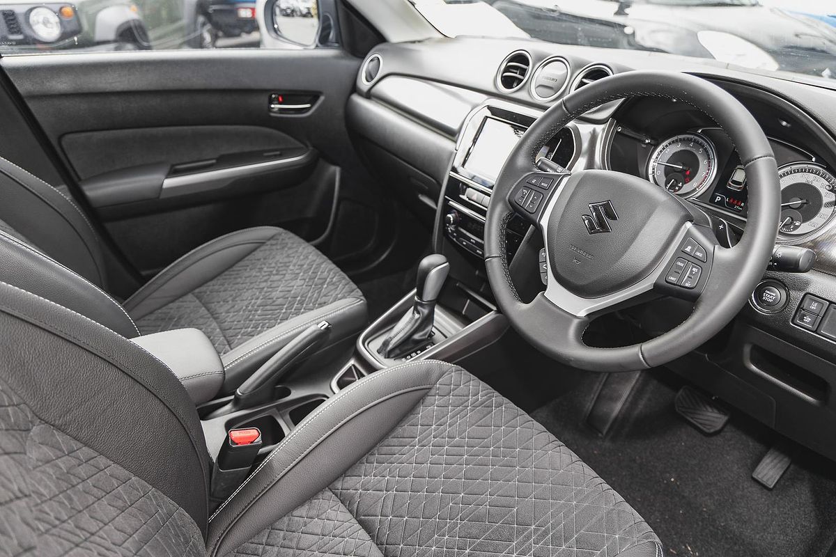 2023 Suzuki Vitara Turbo Limited Edition LY Series II