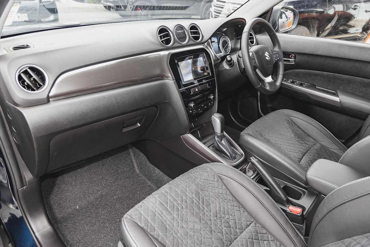 2023 Suzuki Vitara Turbo Limited Edition LY Series II