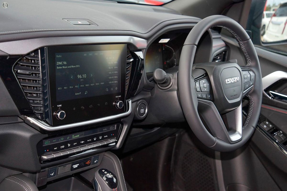 2025 Isuzu MU-X X-TERRAIN