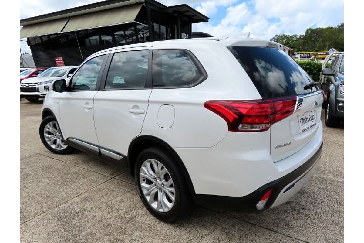 2020 Mitsubishi Outlander ES ADAS ZL