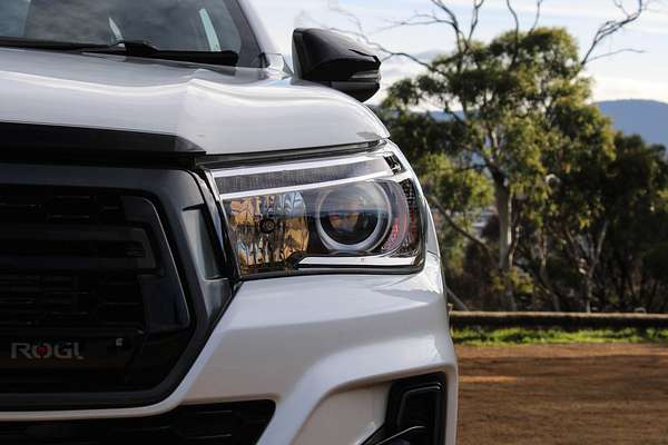 2019 Toyota Hilux SR5 GUN126R 4X4
