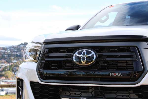 2019 Toyota Hilux SR5 GUN126R 4X4
