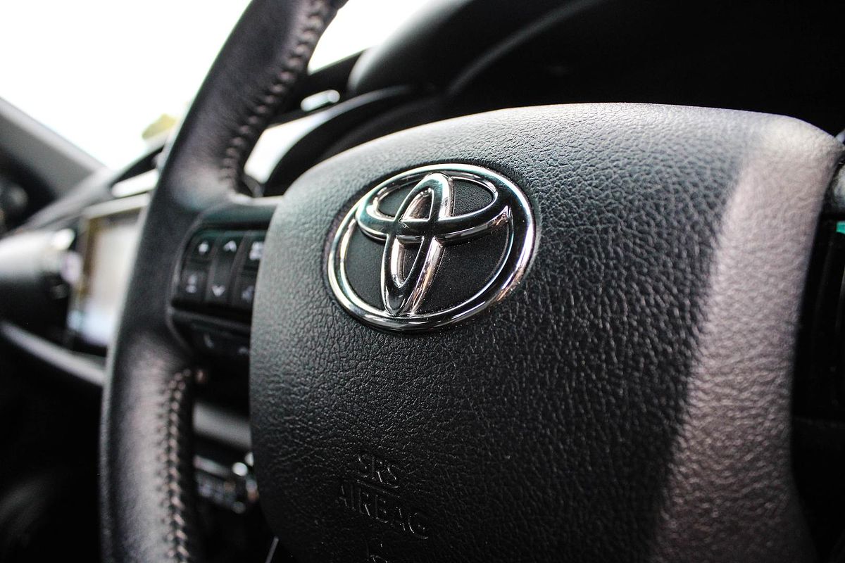 2019 Toyota Hilux SR5 GUN126R 4X4