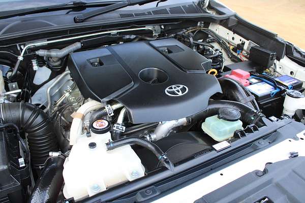 2019 Toyota Hilux SR5 GUN126R 4X4