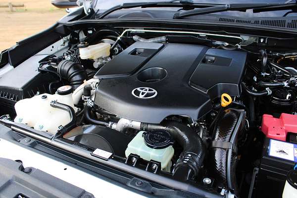 2019 Toyota Hilux SR5 GUN126R 4X4