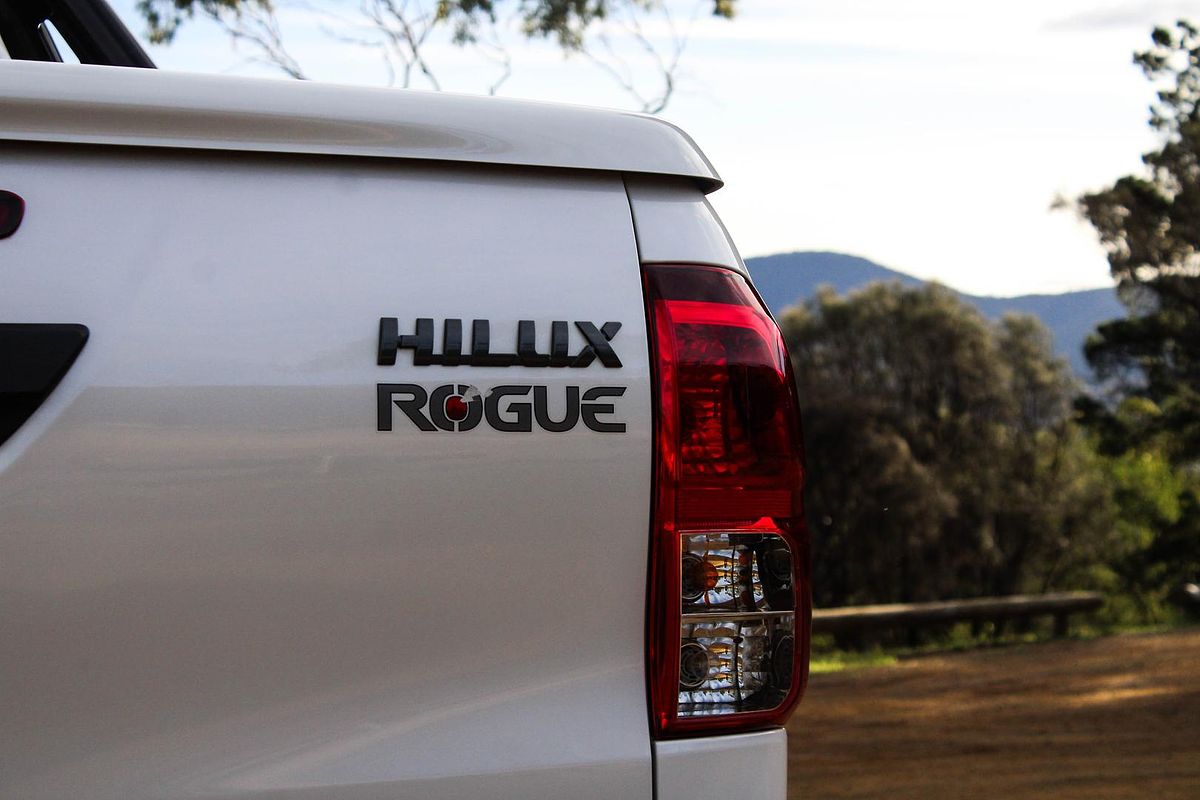 2019 Toyota Hilux SR5 GUN126R 4X4