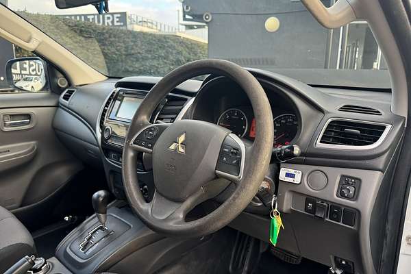 2017 Mitsubishi Triton GLX+ MQ 4X4