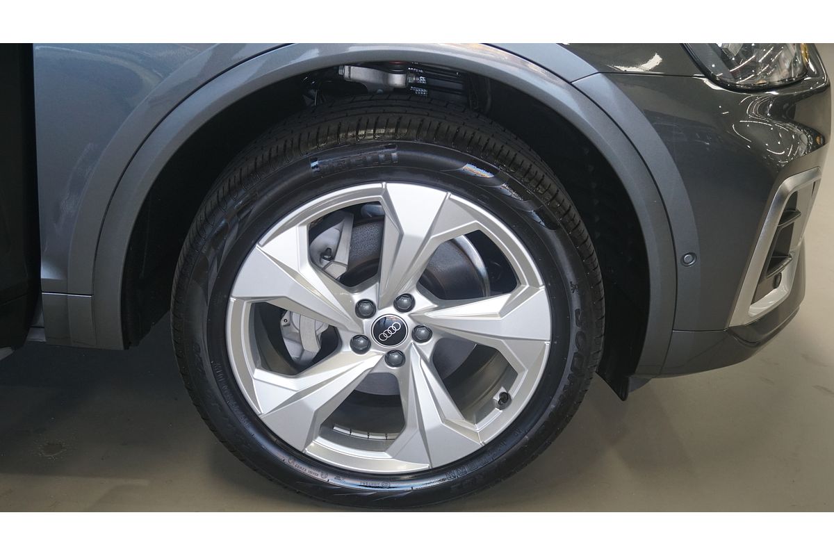 2023 Audi Q5 40 TDI Sport FY