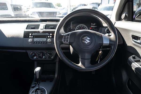 2010 Suzuki Swift GLX RS415