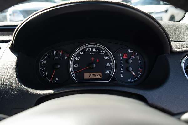 2010 Suzuki Swift GLX RS415