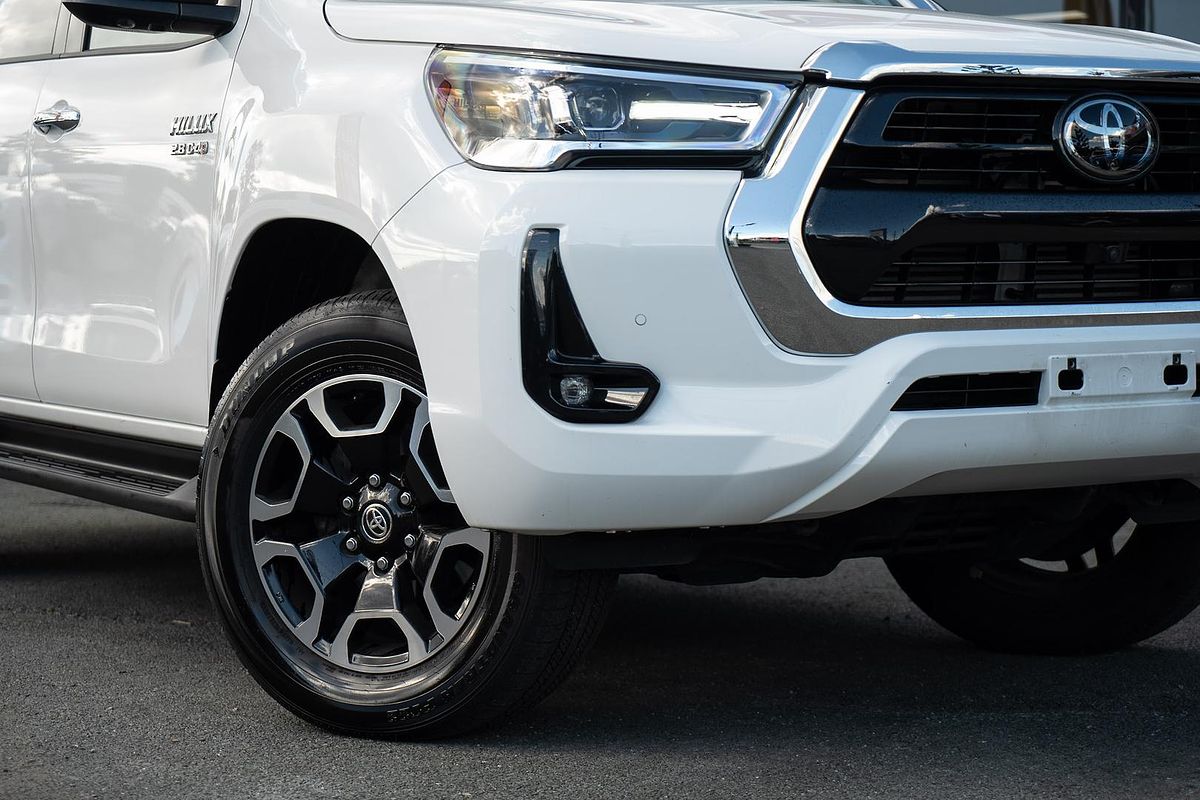 2022 Toyota Hilux SR5 GUN126R 4X4